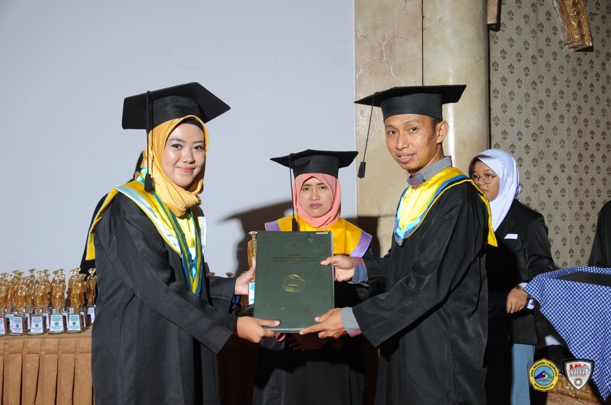 wisuda_akuntansi_2019 (103).JPG