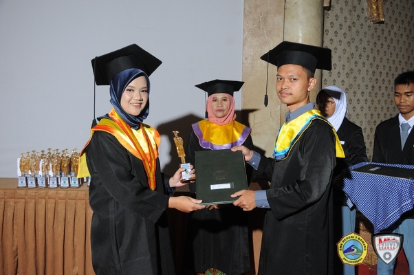 wisuda administrasi perkantoran 2019 (52)