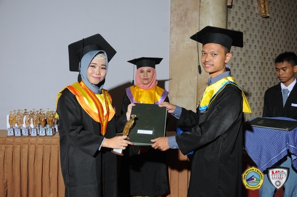 wisuda administrasi perkantoran 2019 (61)