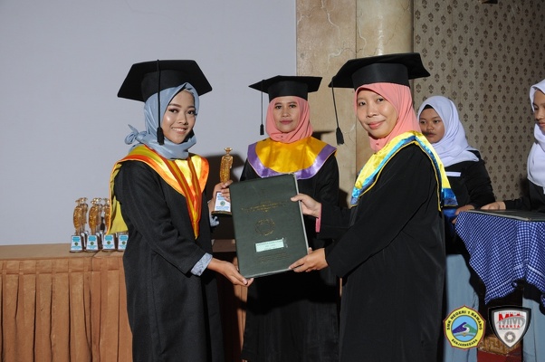 wisuda administrasi perkantoran 2019 (79)