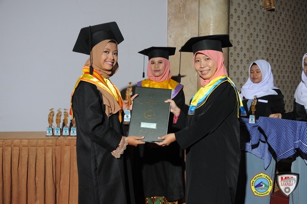 wisuda administrasi perkantoran 2019 (85)