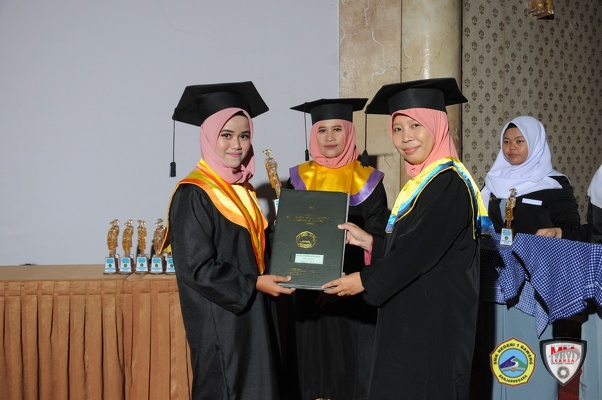 wisuda administrasi perkantoran 2019 (86)