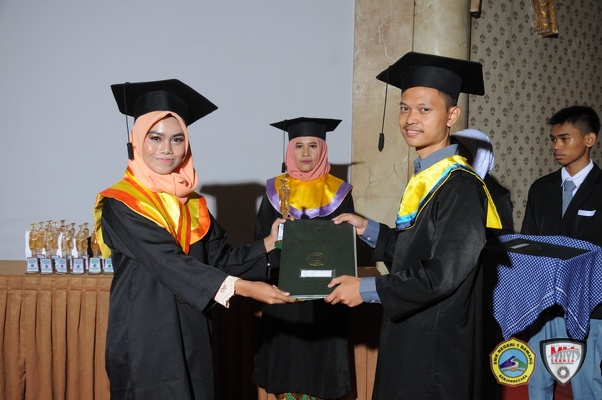 wisuda administrasi perkantoran 2019 (63)