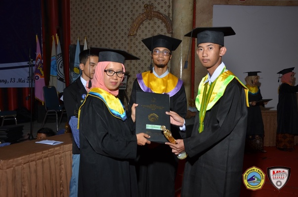 wisuda teknik mekatronika 2019 (30)