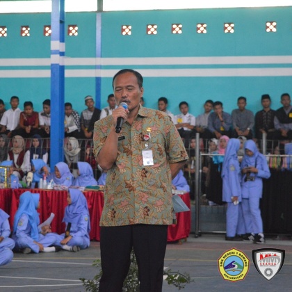 Tata-Busana-SMKN-1-Bawang (4).JPG