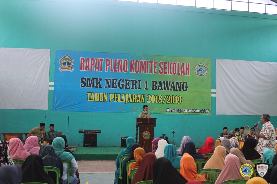 Rapat-Pleno-Komite-SMKN-1-Bawang-Banjarnegara-2018-2019 (15).JPG