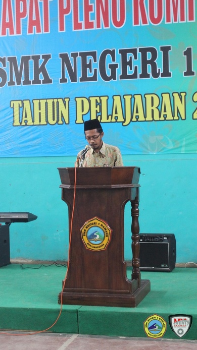 Rapat-Pleno-Komite-SMKN-1-Bawang-Banjarnegara-2018-2019 (19).JPG