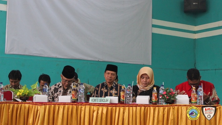 Rapat-Pleno-Komite-SMKN-1-Bawang-Banjarnegara-2018-2019 (20)
