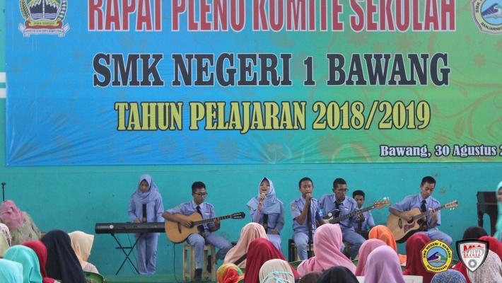 Rapat-Pleno-Komite-SMKN-1-Bawang-Banjarnegara-2018-2019 (34)