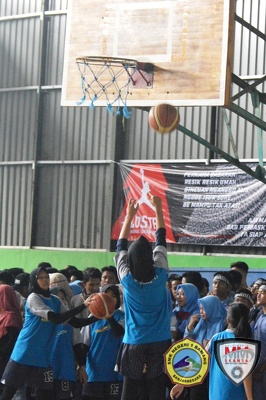 Semi-Final-POPDA-Banjarnegara-Bola-Basket-vs-Tamansiswa (10)
