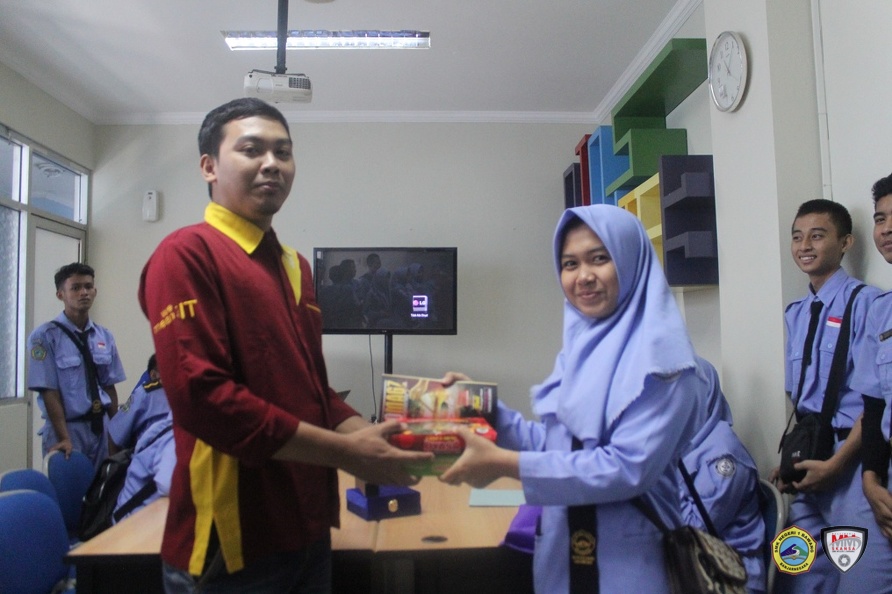 kunjungan industri  RPL UDINUS Semarang 23.JPG