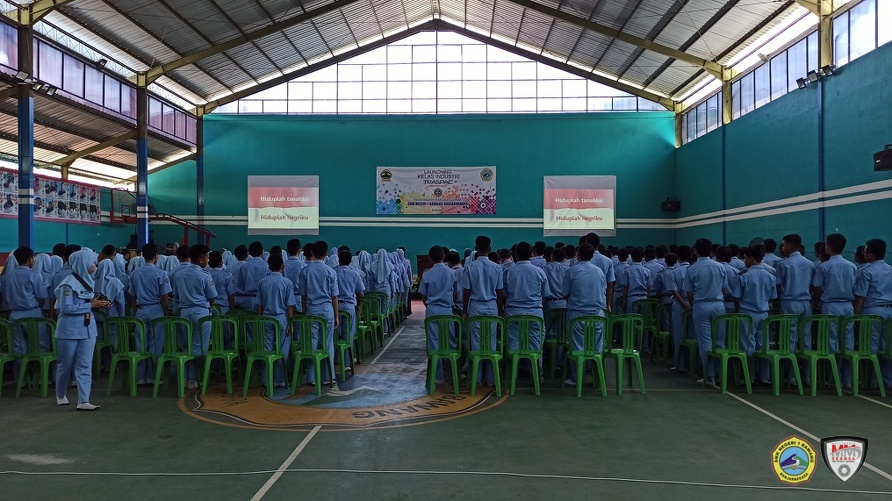 Launching Kelas Industri Traspac RPL SMKN 1 Bawang banjarnegara (47).jpg