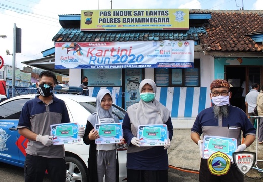 Skansa Berbagi Masker Kain Gratis di 34 Titik